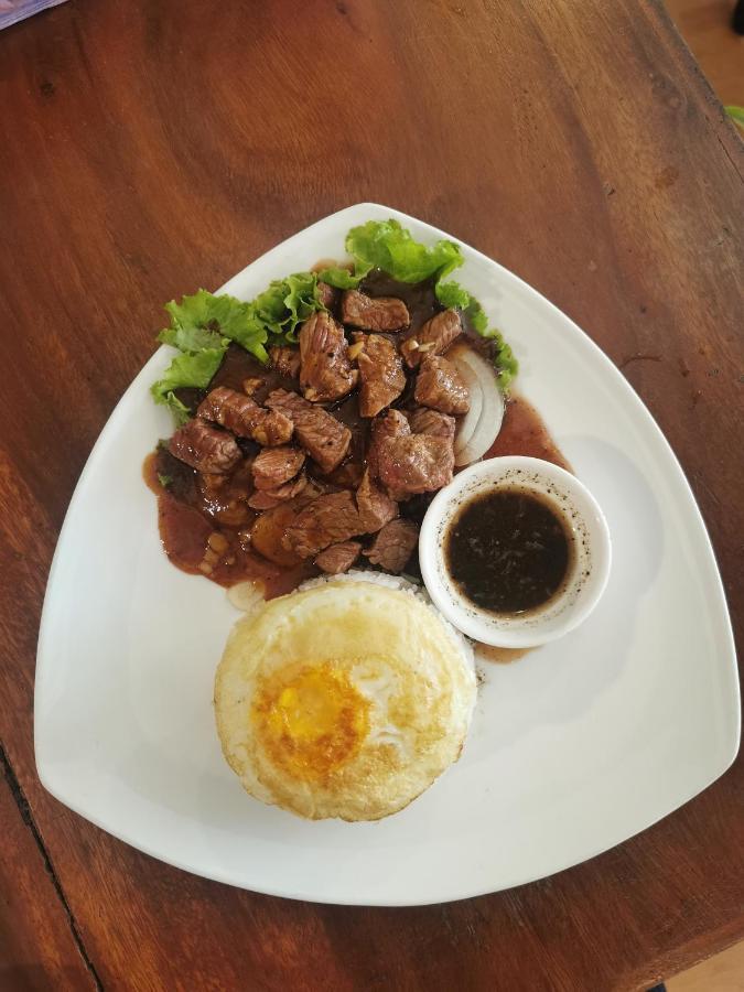 Sovanphum Guesthouse And Restaurant Phnom Penh Ngoại thất bức ảnh