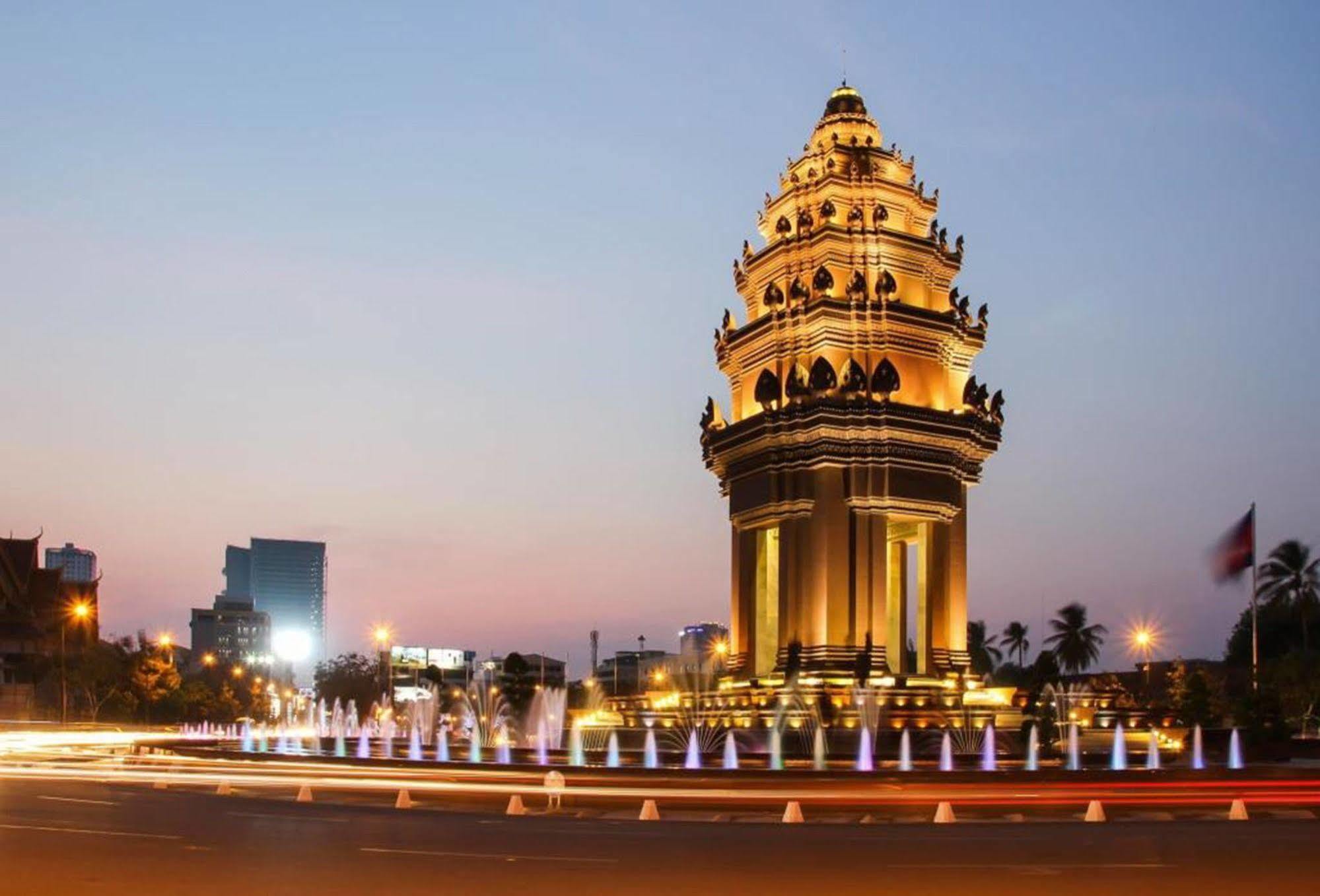 Sovanphum Guesthouse And Restaurant Phnom Penh Ngoại thất bức ảnh