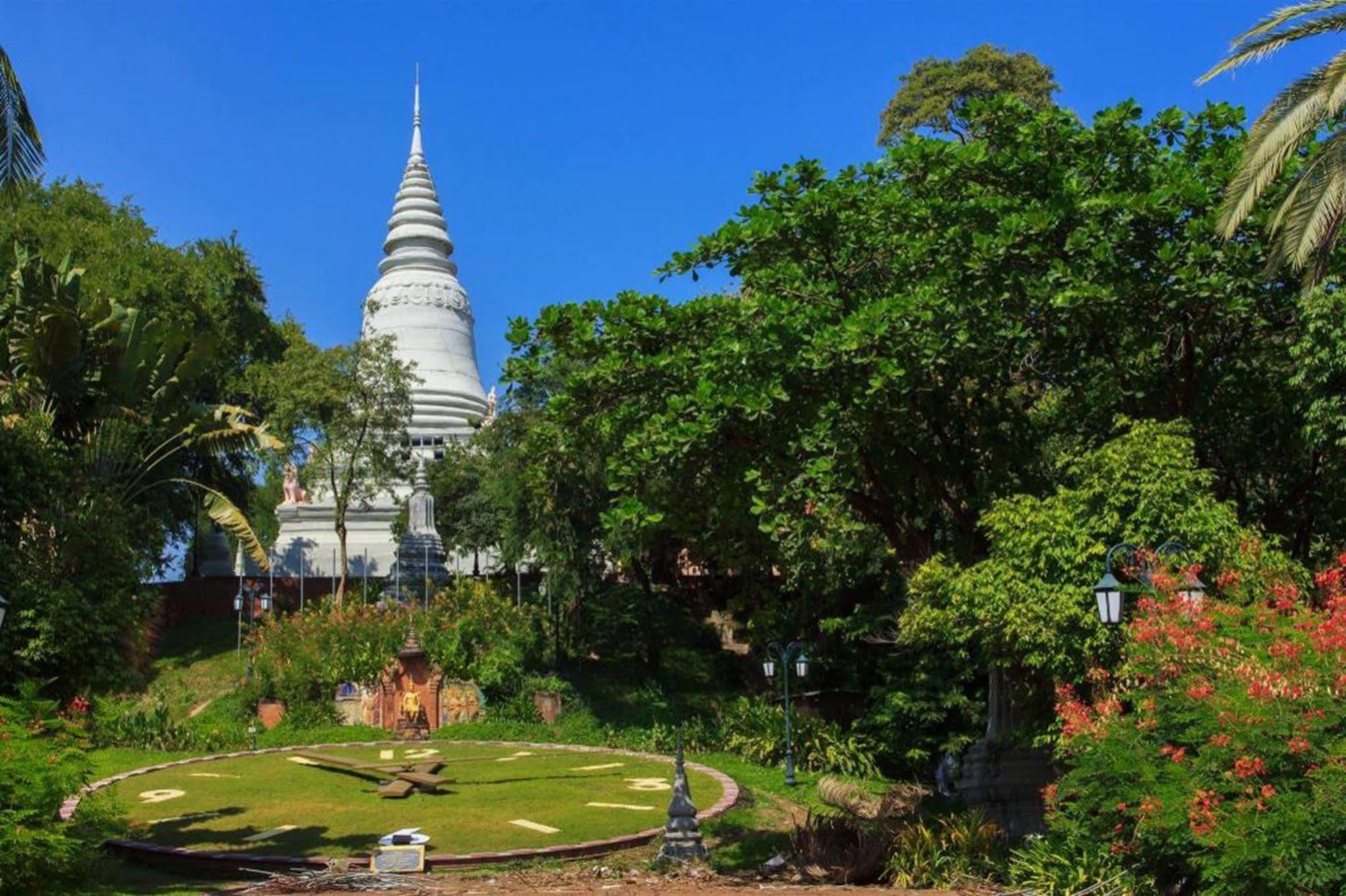 Sovanphum Guesthouse And Restaurant Phnom Penh Ngoại thất bức ảnh
