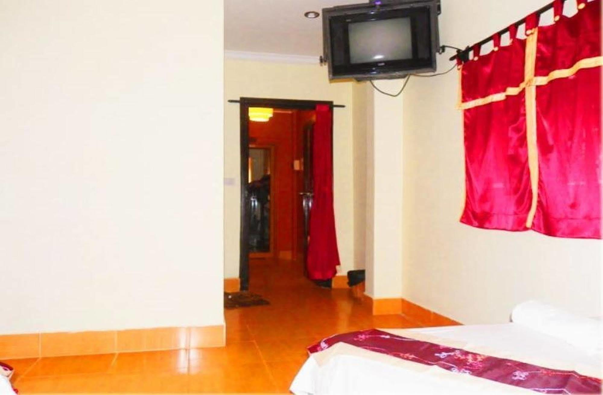 Sovanphum Guesthouse And Restaurant Phnom Penh Ngoại thất bức ảnh